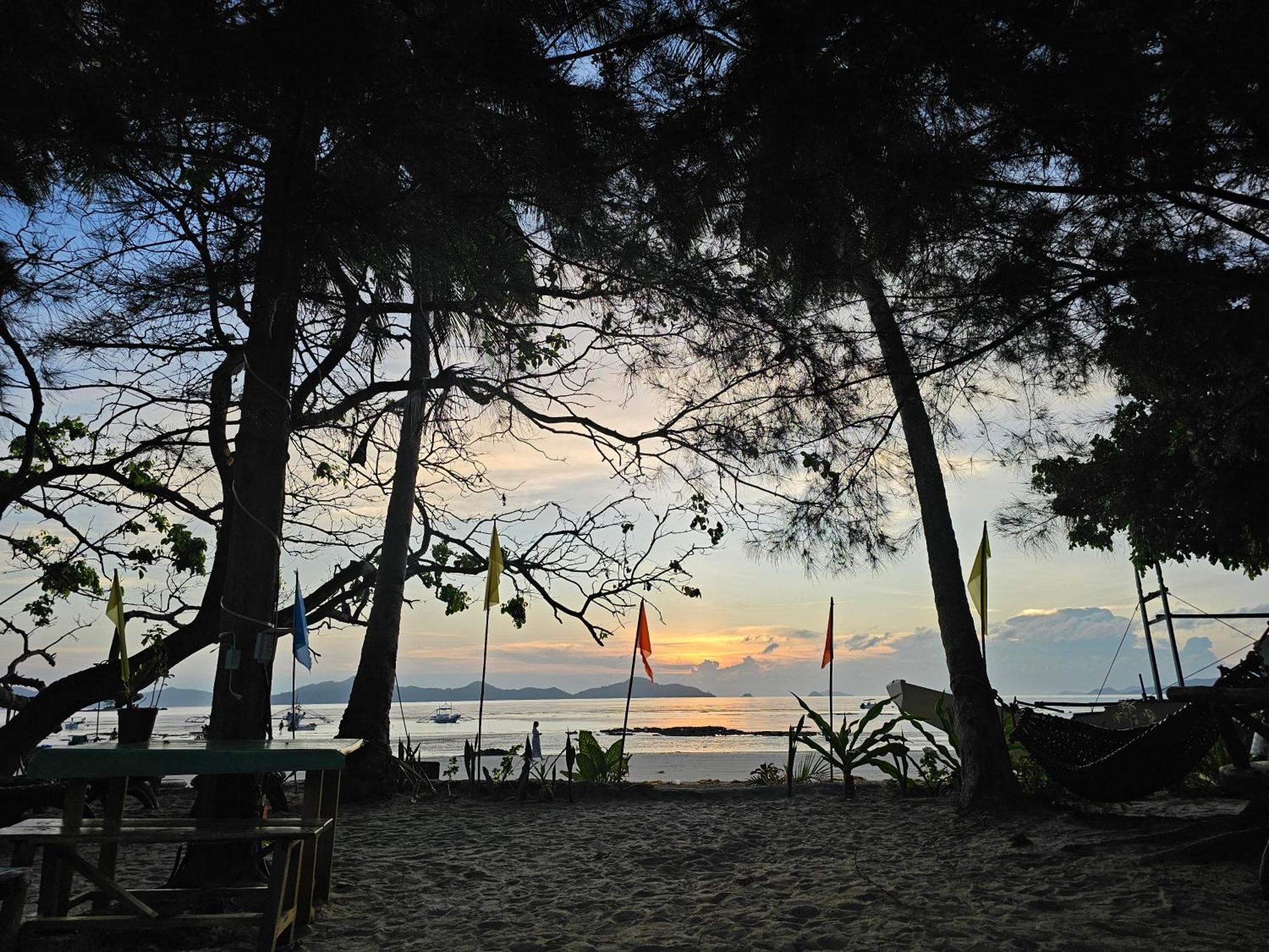 Floresitas Beach Resort El Nido Dış mekan fotoğraf